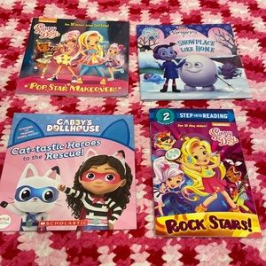 Disney Junior Vampirina, Nickelodeon sunny day, and Gabbys doll house book lot